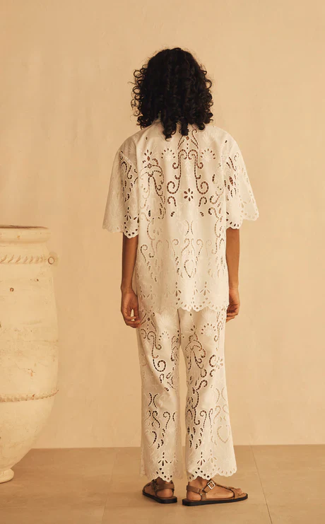 AUR OCEA - MERLETTI LACE OVERSIZED SHIRT (WHITE) - Image 4