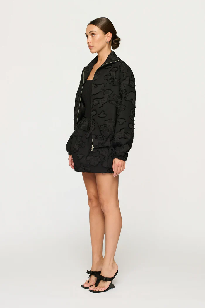 CLEA - VALOR BOMBER (BLACK CLIPPED JACQUARD) - Image 4