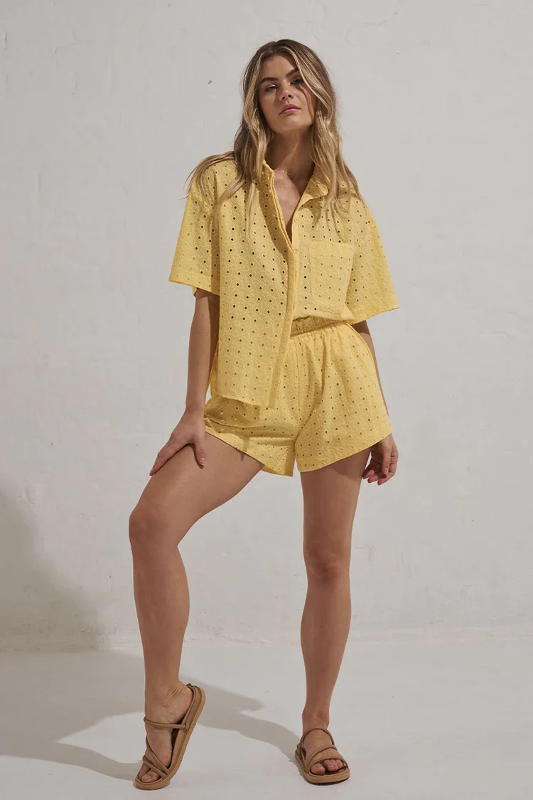 MØN RENN - RADIATE SHORT (LEMON SORBET) - Image 4