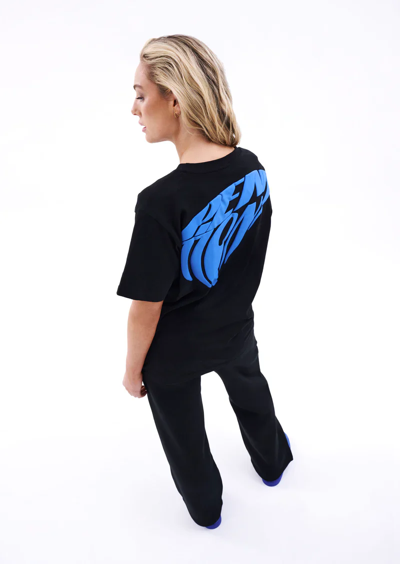 PE NATION - FORMATION TEE IN BLACK - Image 4