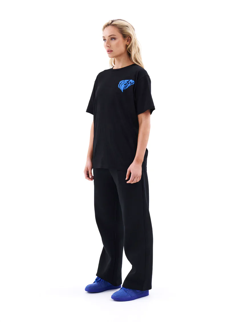 PE NATION - FORMATION TEE IN BLACK - Image 5