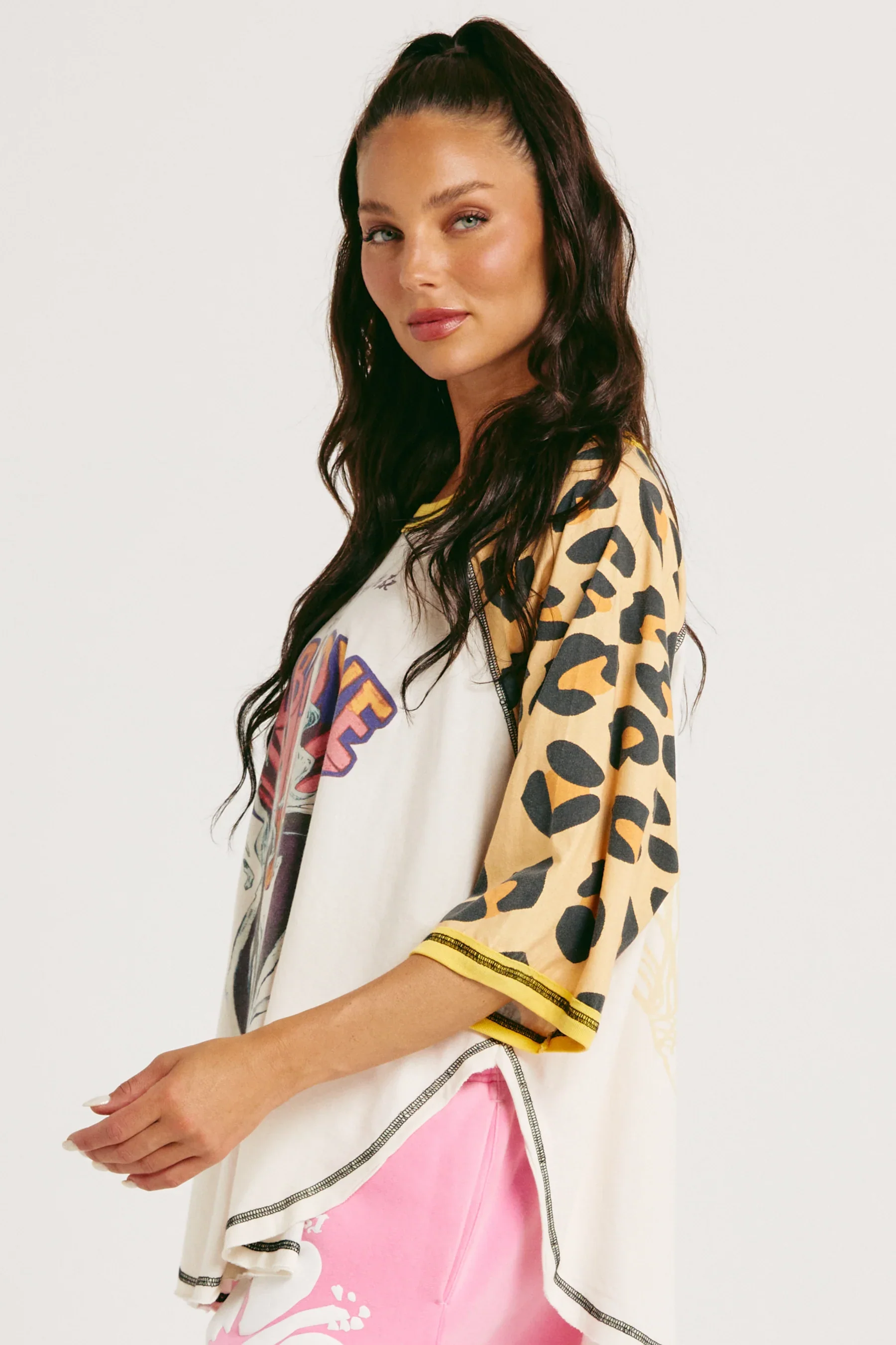 SABBI - THE 67 RAGLAN TEE (LEOPARD) - Image 2
